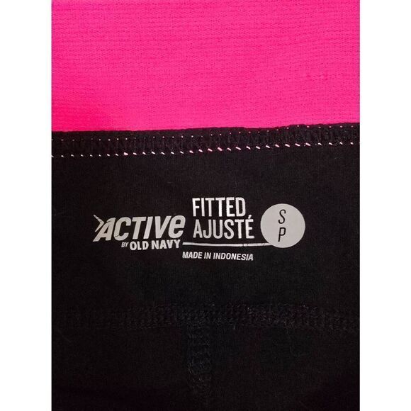 Old Navy Active Capri's Bundle (2 Pairs) Size S - Picture 5 of 5